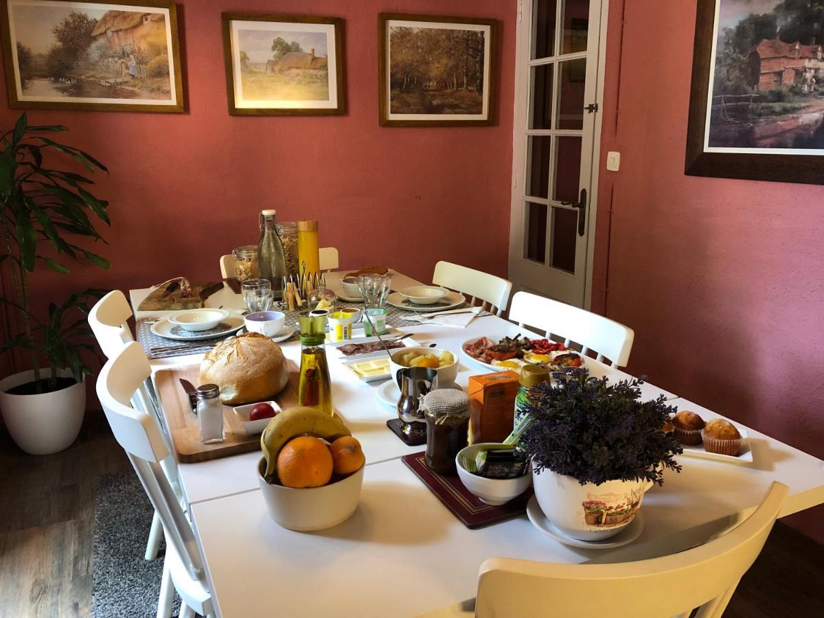 Escloper B&B Sant Julia de Vilatorta Экстерьер фото