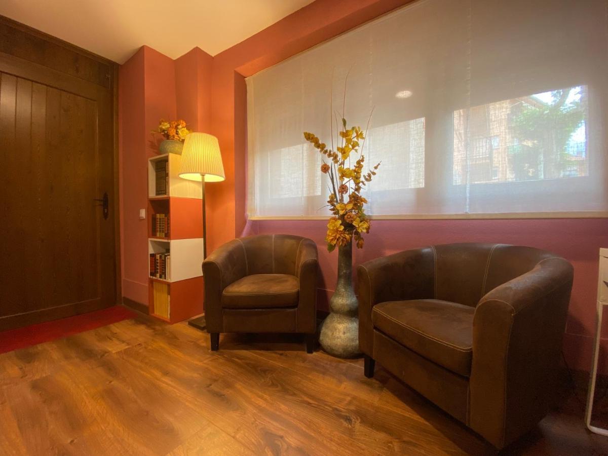 Escloper B&B Sant Julia de Vilatorta Экстерьер фото